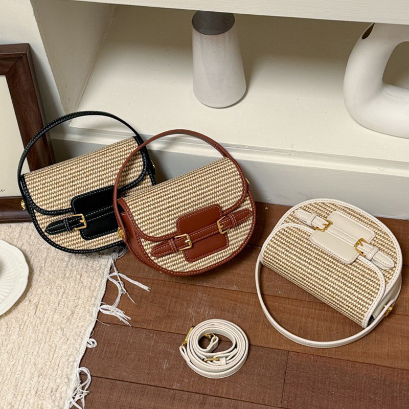 Mini torebki typu saddle bag w – Saddle Bag Leather recenzja i cena