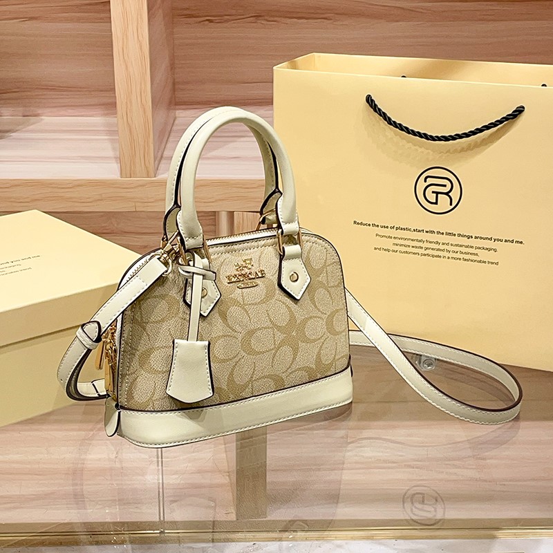 Damska torebka typu shell, now – Women Bags Coach recenzja i cena